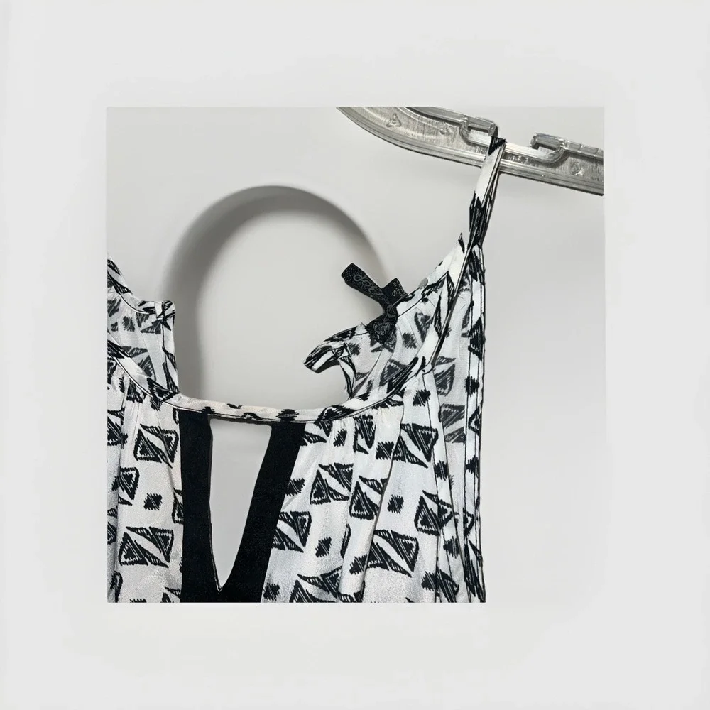 Bebop Sleeveless Dress Sized‎ S - Black & White